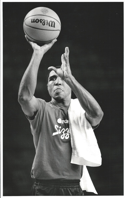 Jo Jo White practices with the Topeka Sizzlers of the Continental Basketball Association